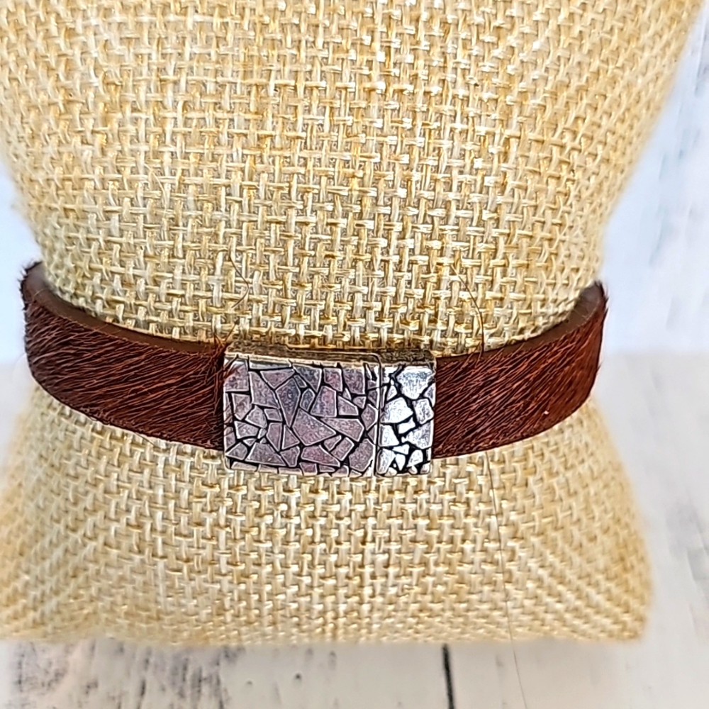 Handmade Cow Leather Indian Nickel Bracelet - Picture 3 of 7